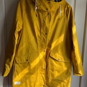 NWT Joules “Rich as Rain” Rain Coat Slicker